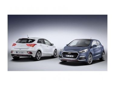 Оновлення сімейства Hyundai i30 і i40 - 2015
