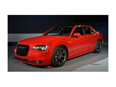 Оновлений Chrysler 300c 2015 року