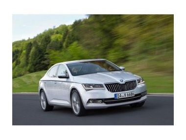 Нове покоління Skoda Superb 2015