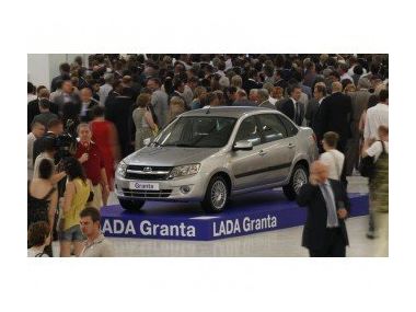LADA втрачає перше місце з продажу в Росії
