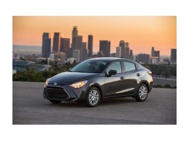 Новинки від фірми SCION: Cедан Scion iA і хетчбек iM