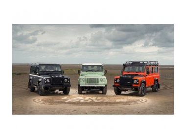 Land Rover Defender випустив Ювілейну серію автомобілів