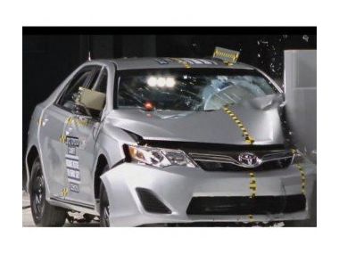 NHTSA досліджує нові проблеми з Toyota