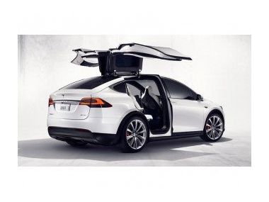 Новий 772-сильний кросовер Tesla Model X Signature 2016