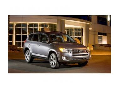 Toyota відкликає RAV4 через склоочисники