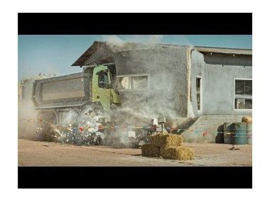 Рекламщики Volvo відірвалися! Авто пісочниця