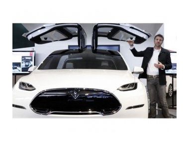 Винуватець затримки виходу кросовера Tesla Model X