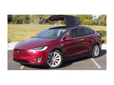 Тесла показала специфікації для моделі X