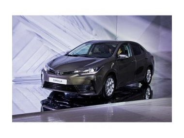Рестайлінг седана Toyota Corolla 2017