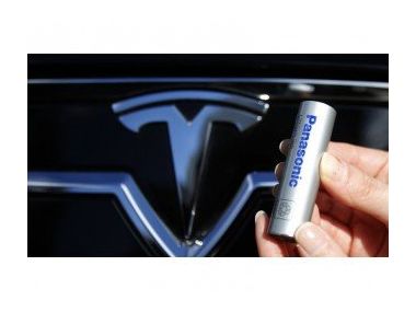 Новий акумулятор Тесла буде більш щільним і менш дорогим