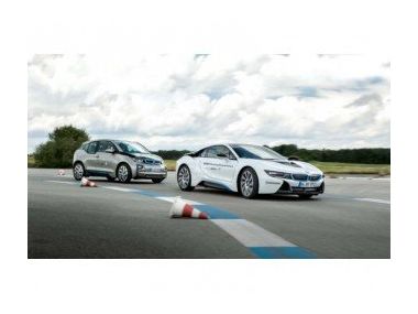 Тест-драйв BMW i3 і i8. Електричне майбутнє