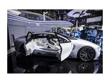 Через електромобілі десятки тисяч робочих залишаться без роботи