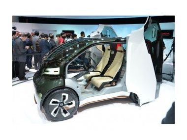 Honda показала два прототипи NeuV і Assist