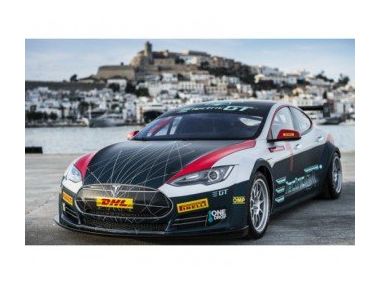Все про перегони Electric GT: організатор, автомобіль, пілоти...