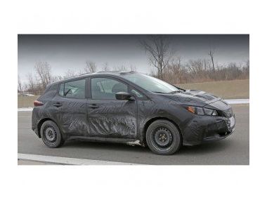 Новий Nissan Leaf 2018 виїхав на тести