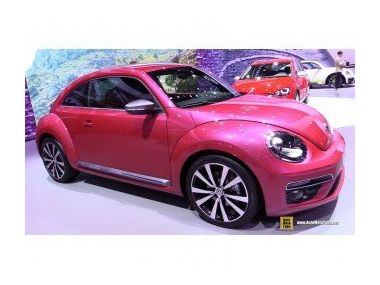 РОЖЕВИЙ Volkswagen Beetle Pink Edition