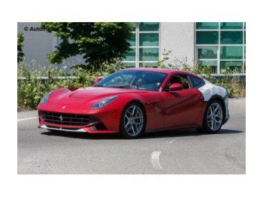 Останній атмосферник в Ferrari F12 M V12