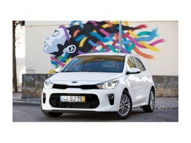Тест Драйв. В очікуванні нового хетчбека Kia Rio