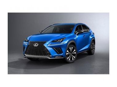 Оновлений Lexus NX 2018: гострий зовні, комфортний всередині