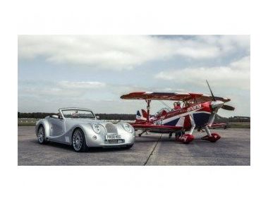 Morgan Aero 8 кинув виклик біплану