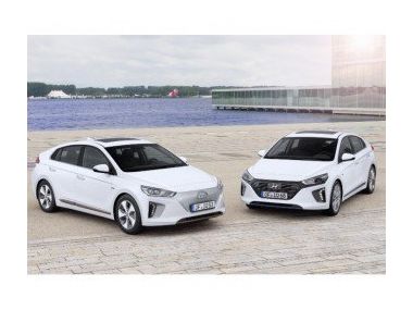 Стартували продажі нових Hyundai Ioniq Hybrid і Ioniq Electric