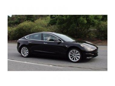 Нова модель Tesla – більше не таємниця