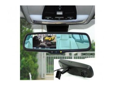 Відеореєстратор вбудований в дзеркало заднього виду
