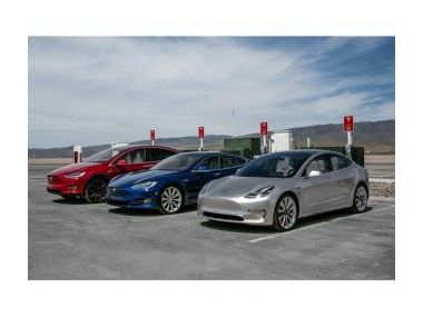 ТОП-10 електромобілів за запасом ходу