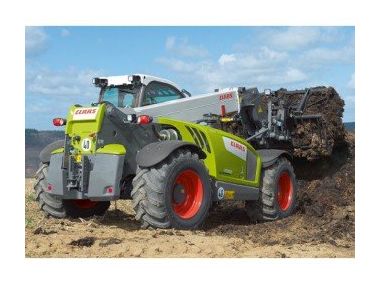 Навантажувач Claas люб'язно наданий компанією Liebherr