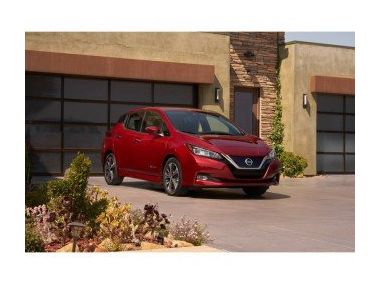 2018 Nissan Leaf має 150-миль запас ходу і коштує $ 29,990