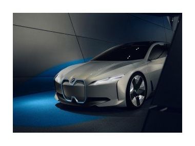 Концепт BMW i Vision Dynamics змалював седан i5