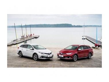 Toyota представила універсал Auris Touring Sports Freestyle