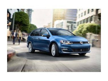 В Україну везуть партію дешевих Volkswagen Golf