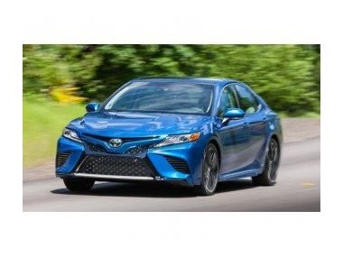 Toyota покращує фари Camry 2018 і автоматичне гальмування