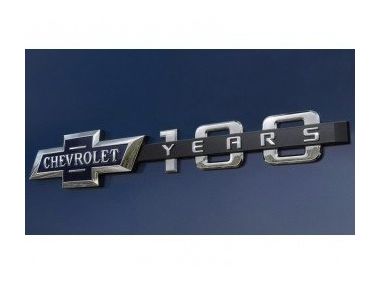 Chevrolet святкує сторіччя першого пікапа