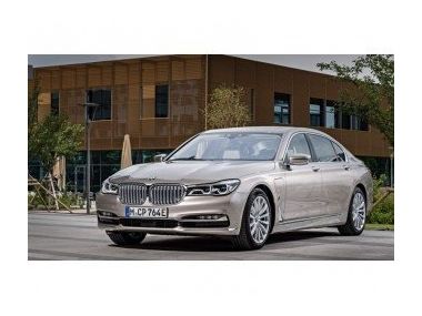 BMW готує технологічний фейсліфт 7 серії