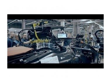 BMW i8 Roadster пішов у виробництво