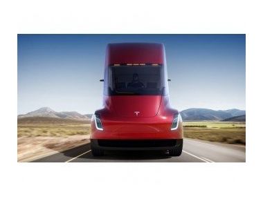 Оголошені ціни на електровантажівку Tesla Semi
