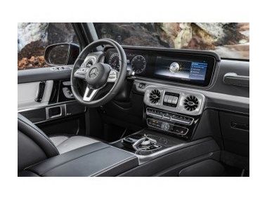 Новий Mercedes G-класу виявився приємним на дотик