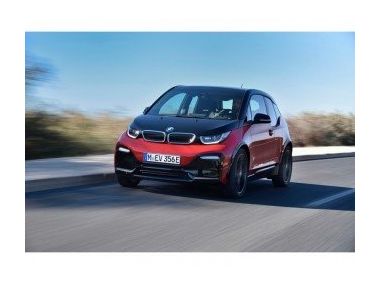 Тестуємо електрокар BMW i3s в теплих країнах