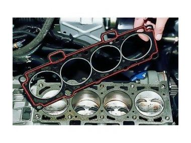 Що таке прокладка ГБЦ і як дізнатися, що вона несправна