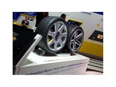 НОВА ТЕХНОЛОГІЯ MICHELIN ЗМЕНШУЄ ПОШКОДЖЕННЯ ШИН