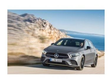 Новий Mercedes-Benz A-class 2018, в стилі «Hot and cool»