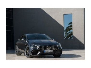 Mercedes-AMG GT перетворився в сімейний хетчбек