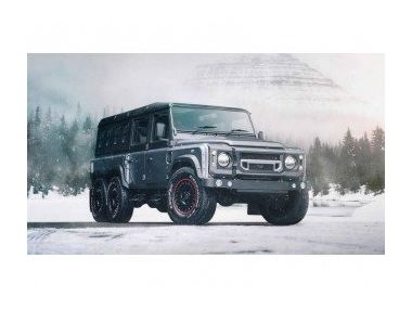 Land Rover Defender 6X6. З усією сім'єю на природу