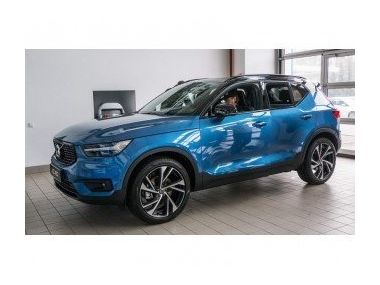 Новий Volvo XC40. Розбираємо залізо