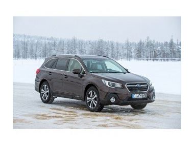 Тестуємо оновлений універсал Subaru Outback і седан WRX STI