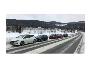 Тестуємо 5 електричних автомобілів на морозі в Норвегії