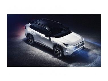 Представлена нова 2018 Toyota RAV4