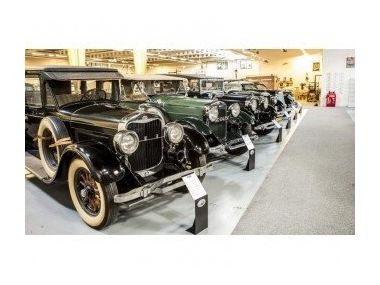 Продається найбільша колекція Ford в світі